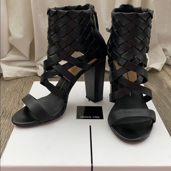 Dolce Vita Shoes - SOLD!!! DOLCE VITA - Nakita black leather heel 7.5